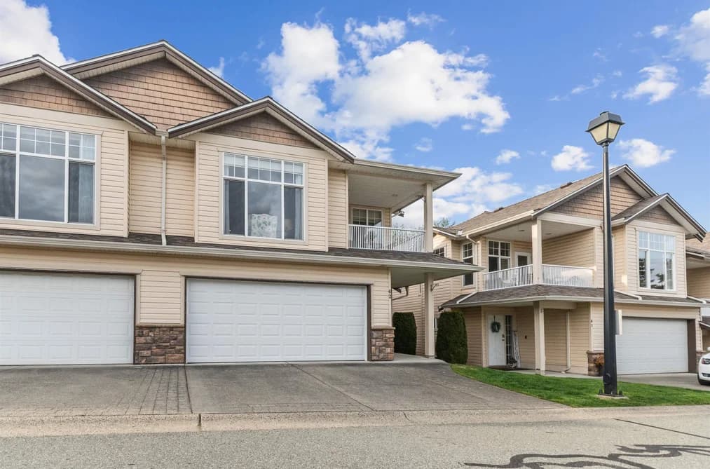 62 8590 SUNRISE DRIVE, Chilliwack, BC — Residential for Sale - Main Photo