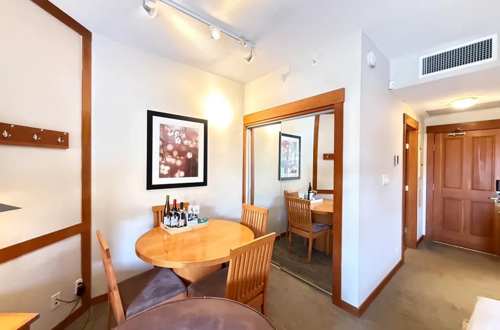 620 4320 SUNDIAL CRESCENT, Whistler, BC — Residential for Sale - Photo 2