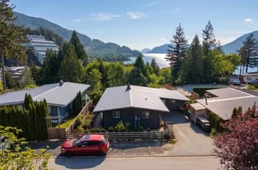 House for sale at 624 Lower Crescent Britannia Beach British Columbia - MLS: R3121430