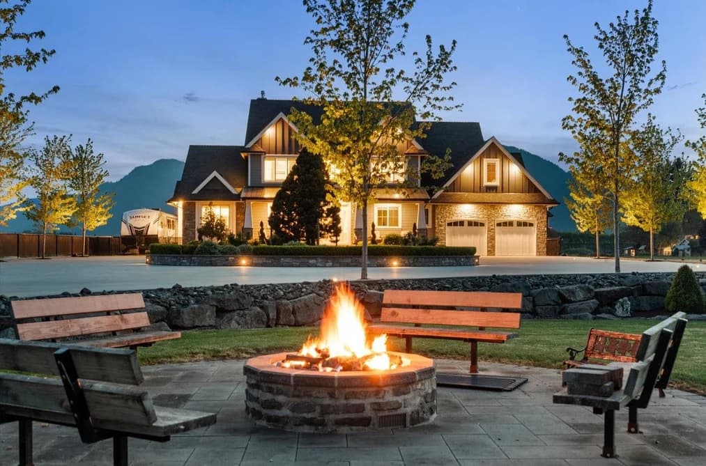 6257 SUMAS PRAIRIE ROAD, Chilliwack, BC — Residential for Sale - Photo 2
