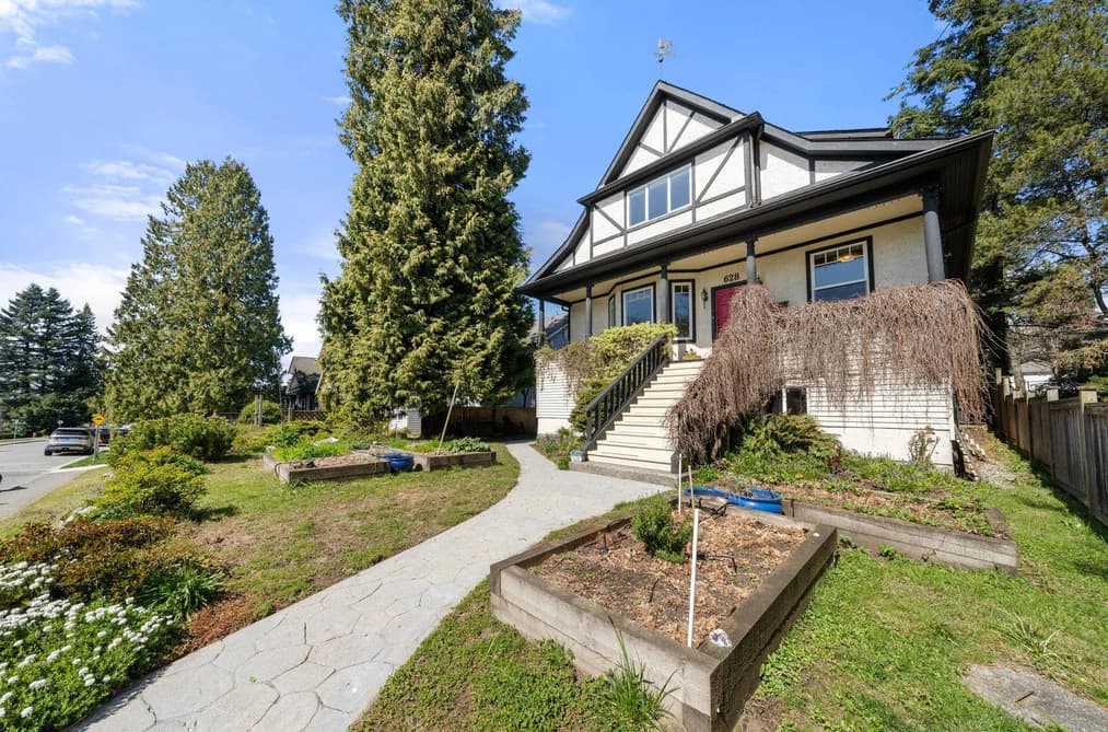 628 E 5TH STREET, North Vancouver, BC — Residential for Sale - Main Photo