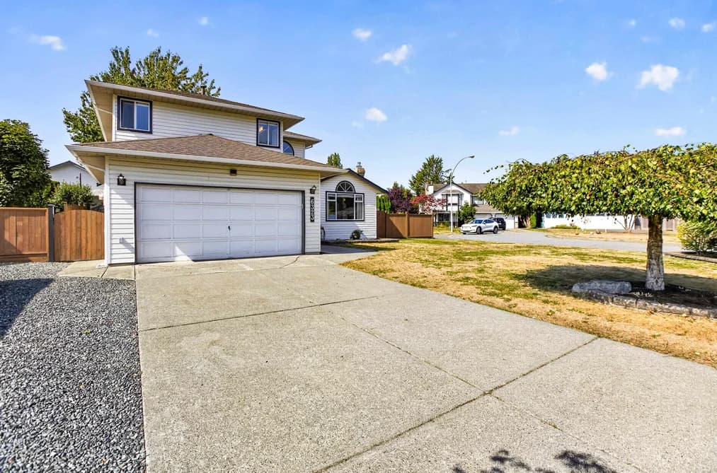 6323 171A STREET, Surrey, BC — Residential for Sale - Photo 2