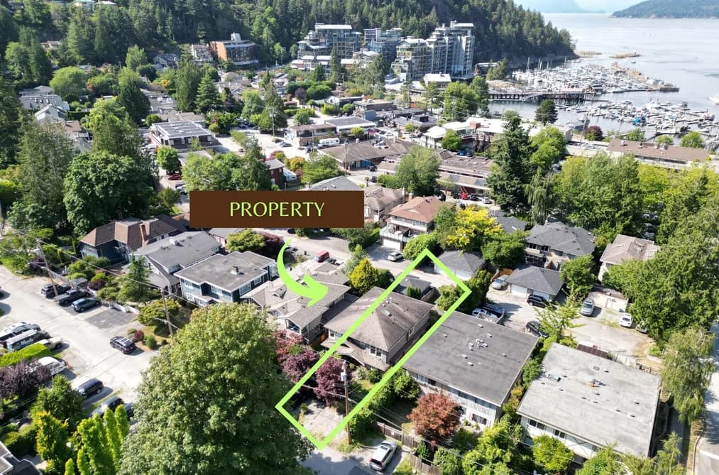 6339 DOUGLAS STREET, West Vancouver, BC — Residential for Sale - Photo 2
