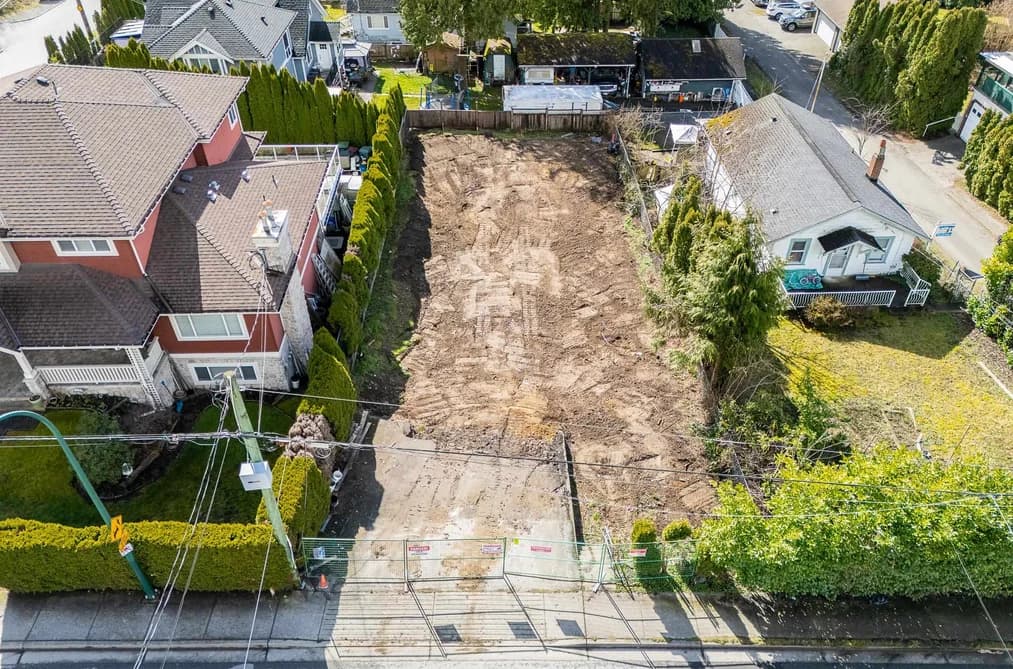 636 ROCHESTER AVENUE, Coquitlam, BC — Land for Sale - Main Photo