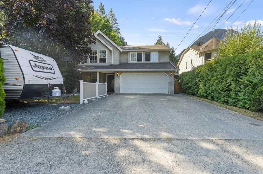 63920 FLOOD HOPE ROAD, Hope, BC — Residential for Sale - Main Photo