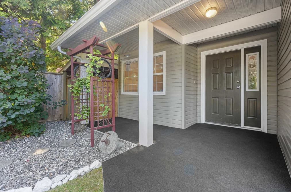 63920 FLOOD HOPE ROAD, Hope, BC — Residential for Sale - Photo 2