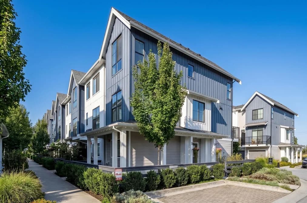 64 488 FURNESS STREET, New Westminster, BC — Residential for Sale - Photo 2