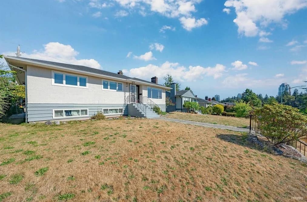 6407 CLINTON STREET, Burnaby, BC — Residential for Sale - Photo 2