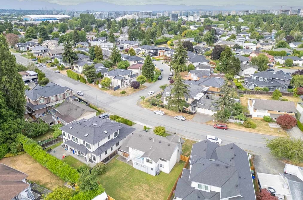 6439 AZURE ROAD, Richmond, BC — Residential for Sale - Photo 2