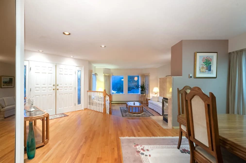 6440 ROSEBERY AVENUE, West Vancouver, BC — Residential for Sale - Photo 2