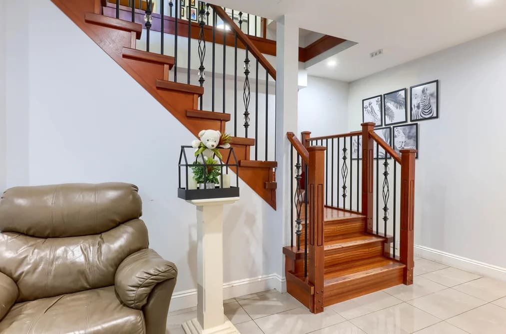 6445 KING GEORGE BOULEVARD, Surrey, BC — Residential for Sale - Photo 2