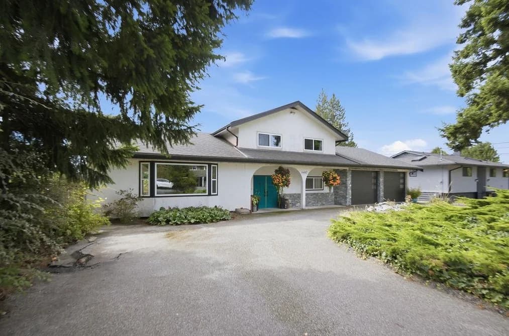 6447 SAMRON ROAD, Sechelt, BC — Residential for Sale - Main Photo