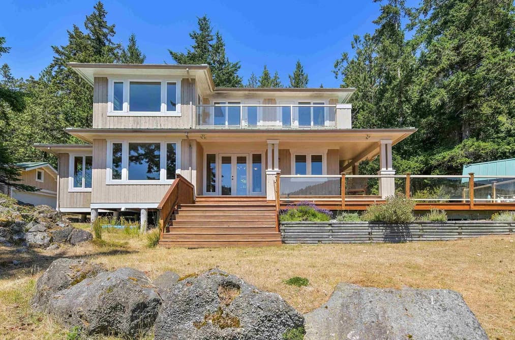 647 DINNER BAY ROAD, Mayne Island, BC — Residential for Sale - Photo 2