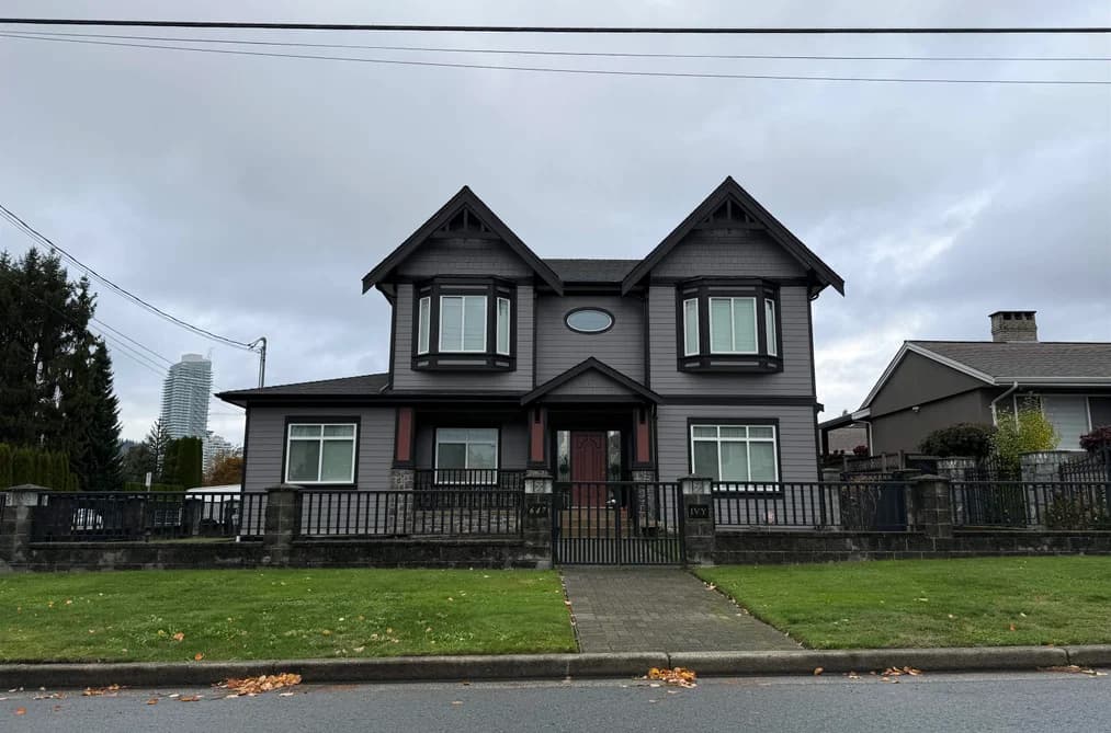 647 IVY AVENUE, Coquitlam, BC — Residential for Sale - Photo 2