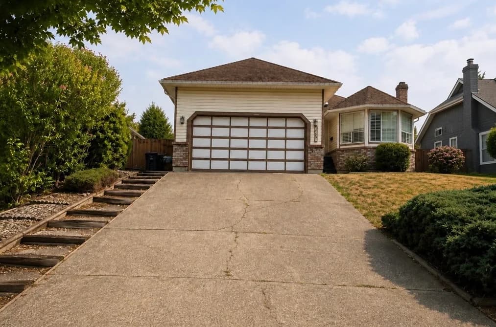 6470 179A STREET, Surrey, BC — Residential for Sale - Photo 2