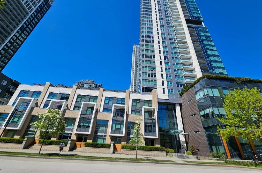 6471 TELFORD AVENUE, Burnaby, BC — Residential for Sale - Photo 2