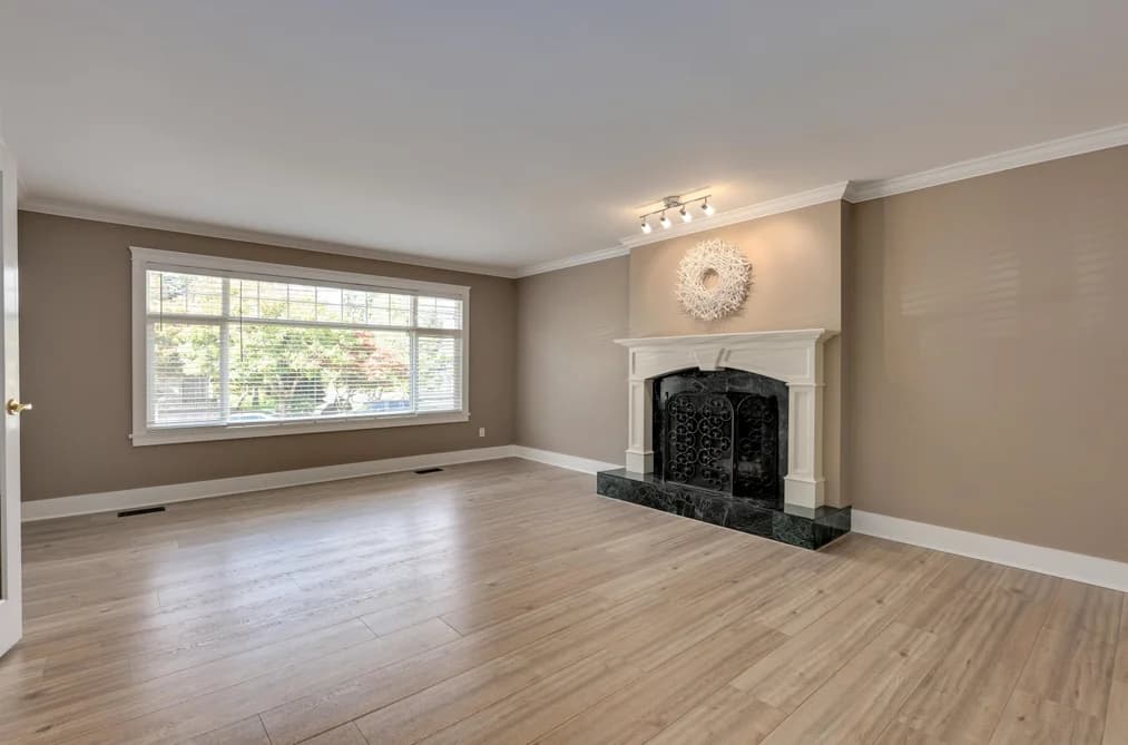 6488 SUNSHINE PLACE, Delta, BC — Residential for Sale - Photo 2