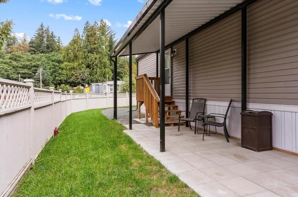 65 3942 COLUMBIA VALLEY ROAD, Cultus Lake, BC — Residential for Sale - Photo 2