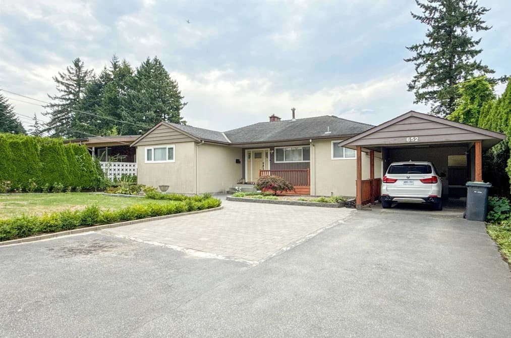 652 SHAW AVENUE, Coquitlam, BC — Residential for Sale - Main Photo