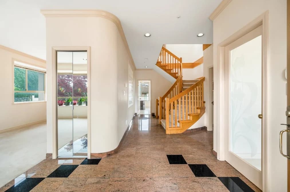 6520 DOMAN STREET, Vancouver, BC — Residential for Sale - Photo 2