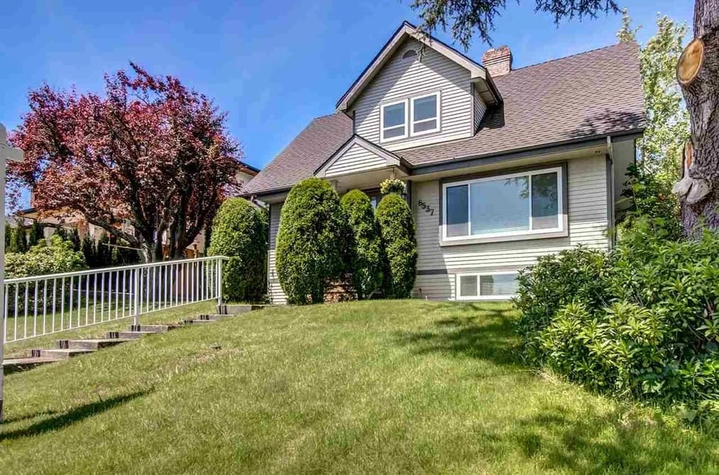6537 NEVILLE STREET, Burnaby, BC — Residential for Sale - Main Photo