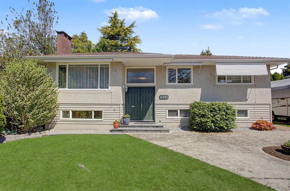 6541 GRANT STREET, Burnaby, BC — Residential for Sale - Main Photo