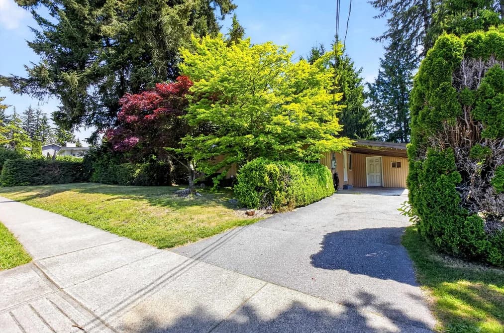 655 MACINTOSH STREET, Coquitlam, BC — Residential for Sale - Main Photo