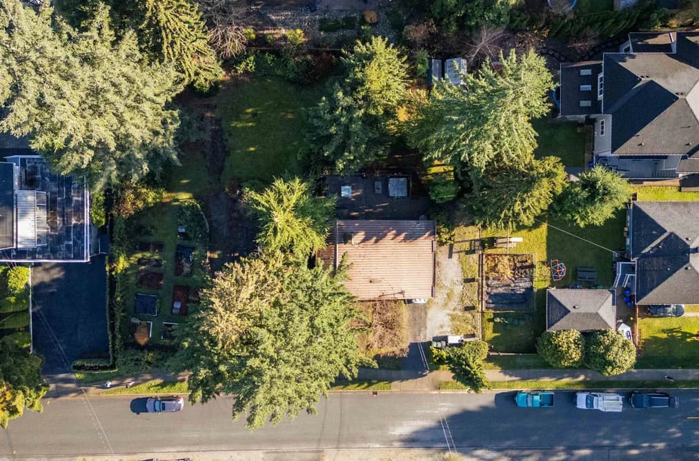 655 MACINTOSH STREET, Coquitlam, BC — Residential for Sale - Photo 2
