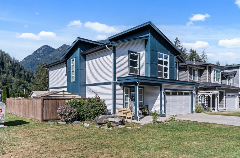 65511 SKYLARK LANE, Hope, BC — Residential for Sale - Photo 2