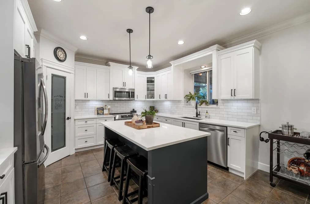 6580 187 STREET, Surrey, BC — Residential for Sale - Photo 2