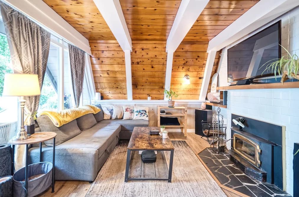 6582 SUNSHINE COAST HIGHWAY, Sechelt, BC — Residential for Sale - Photo 2