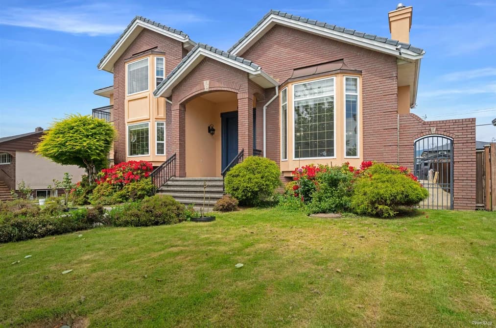6589 KITCHENER STREET, Burnaby, BC — Residential for Sale - Photo 2