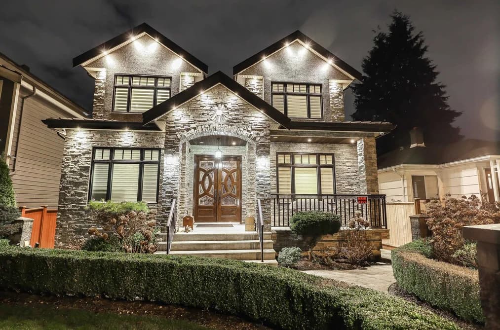 66 W 44TH AVENUE, Vancouver, BC — Residential for Sale - Photo 2