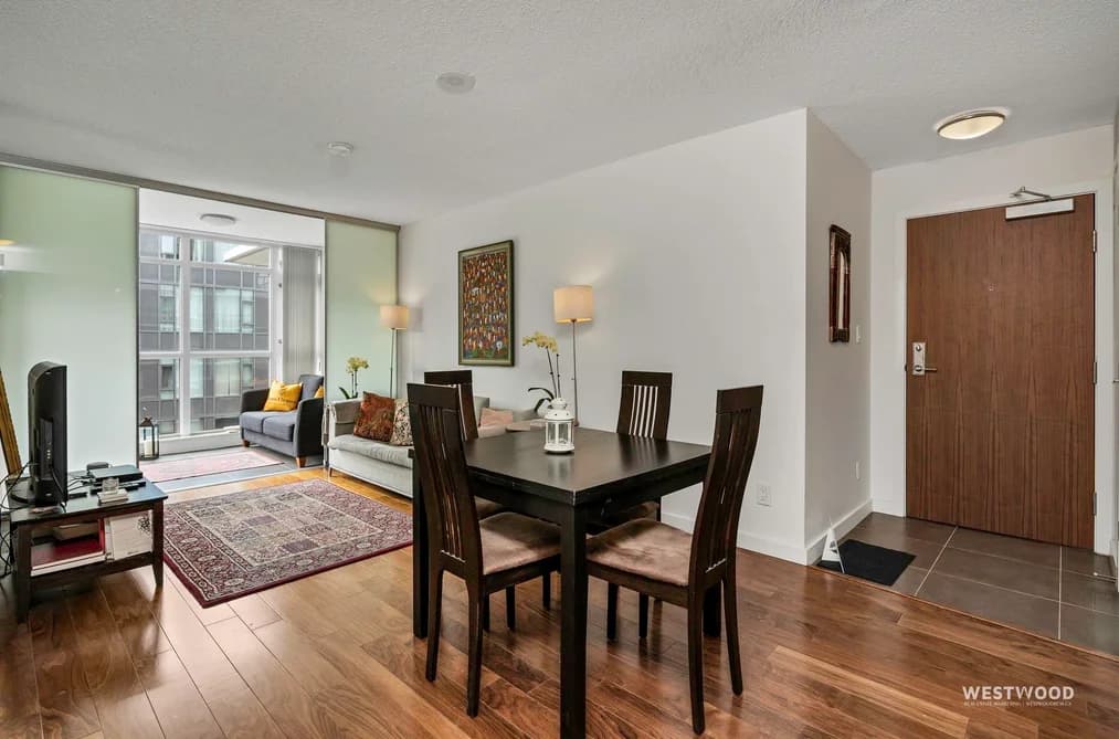 661 2080 W BROADWAY, Vancouver, BC — Residential for Sale - Photo 2