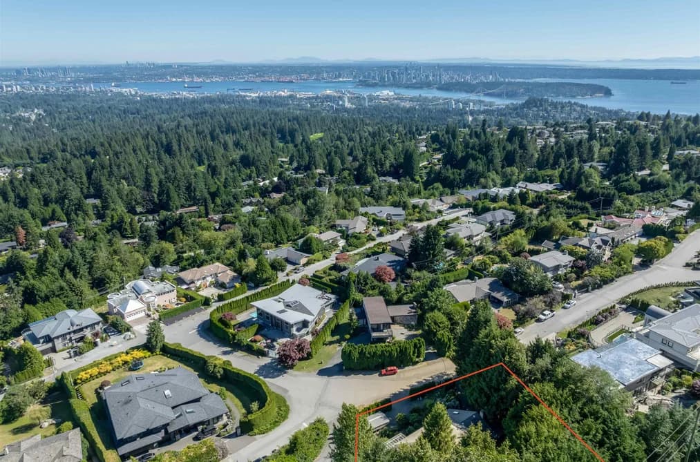 661 ANDOVER CRESCENT, West Vancouver, BC — Residential for Sale - Main Photo