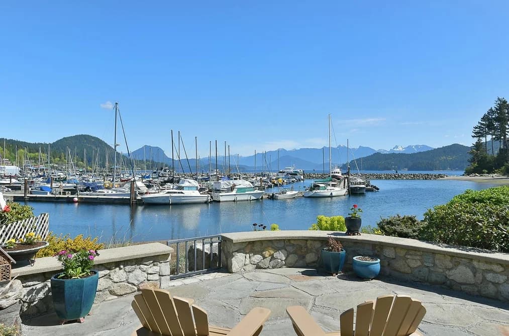 664 BAY ROAD, Gibsons, BC — Residential for Sale - Main Photo