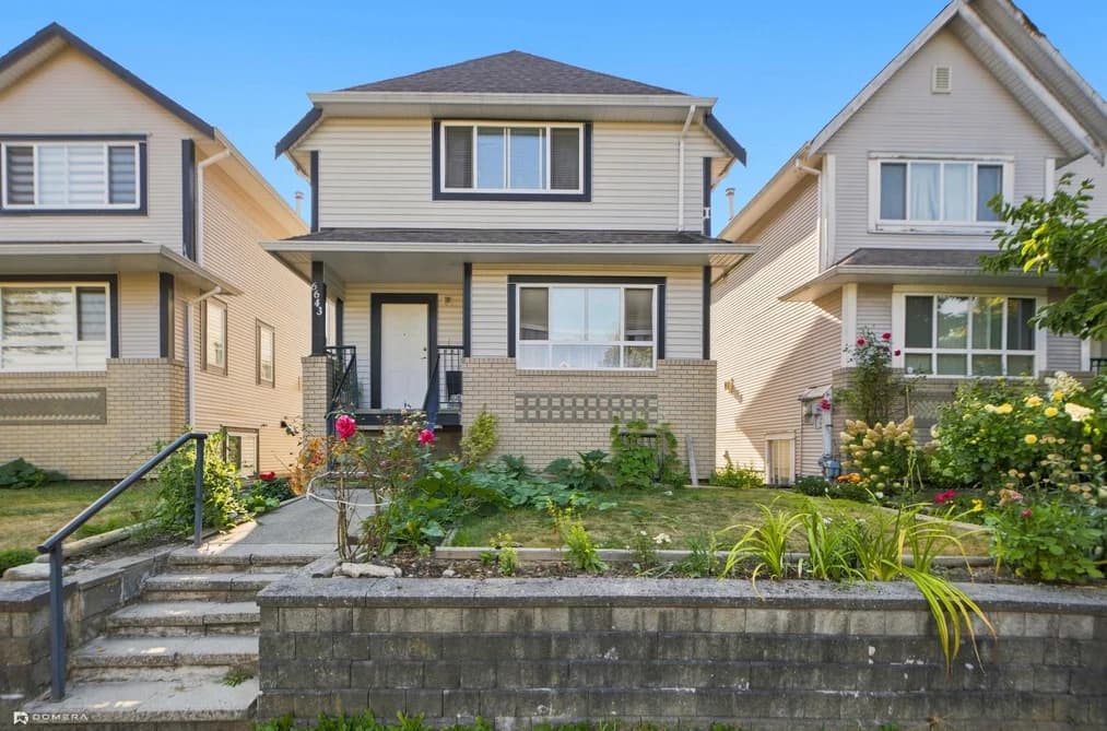 6643 127 STREET, Surrey, BC — Residential for Sale - Photo 2