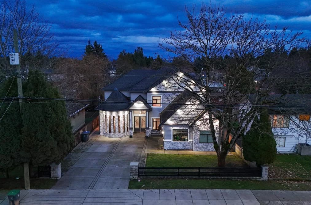 6648 134 STREET, Surrey, BC — Residential for Sale - Photo 2