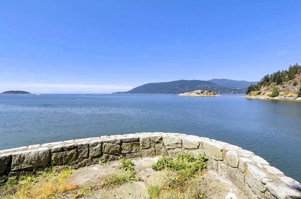 6648 MARINE DRIVE, West Vancouver, BC — Residential for Sale - Photo 2