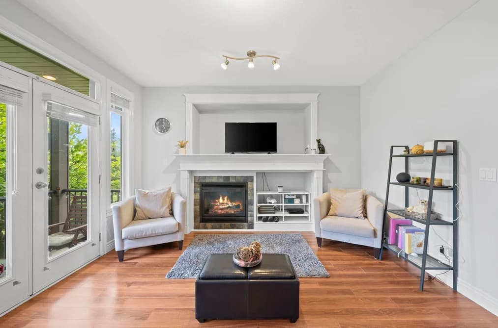 6652 195 STREET, Surrey, BC — Residential for Sale - Photo 2