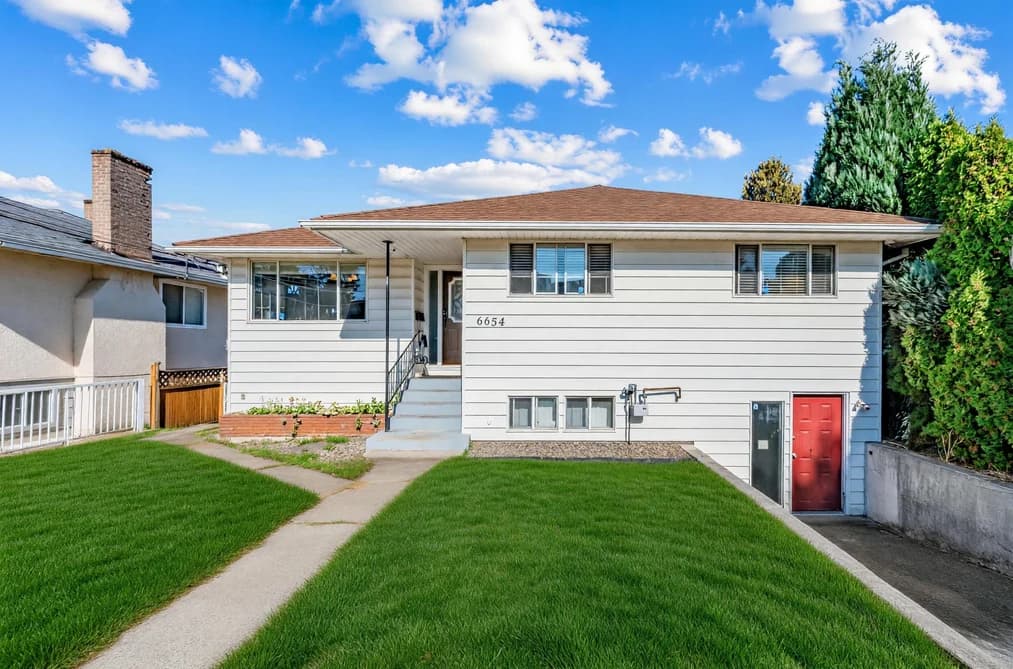 6654 LINDEN AVENUE, Burnaby, BC — Residential for Sale - Main Photo