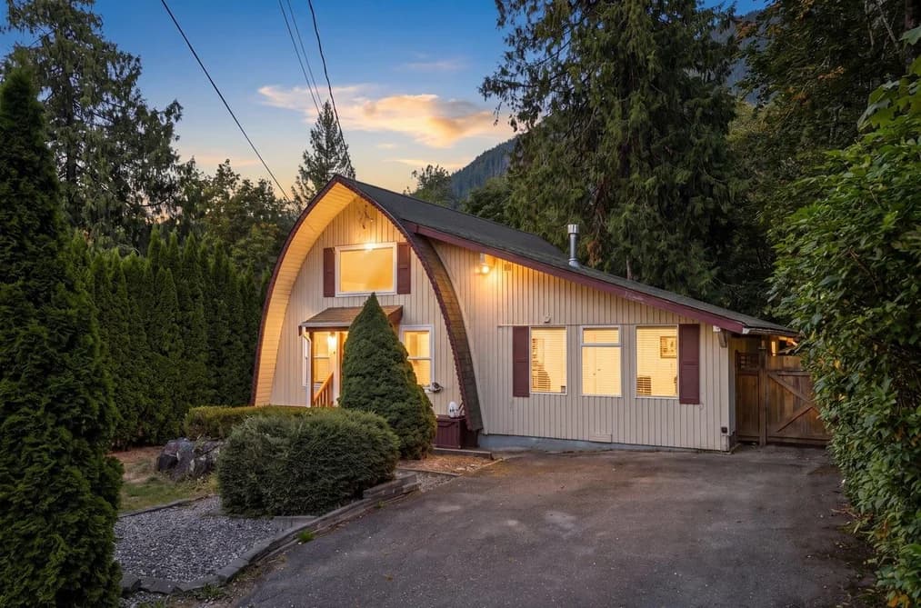66603 SUMMER ROAD, Hope, BC — Residential for Sale - Main Photo