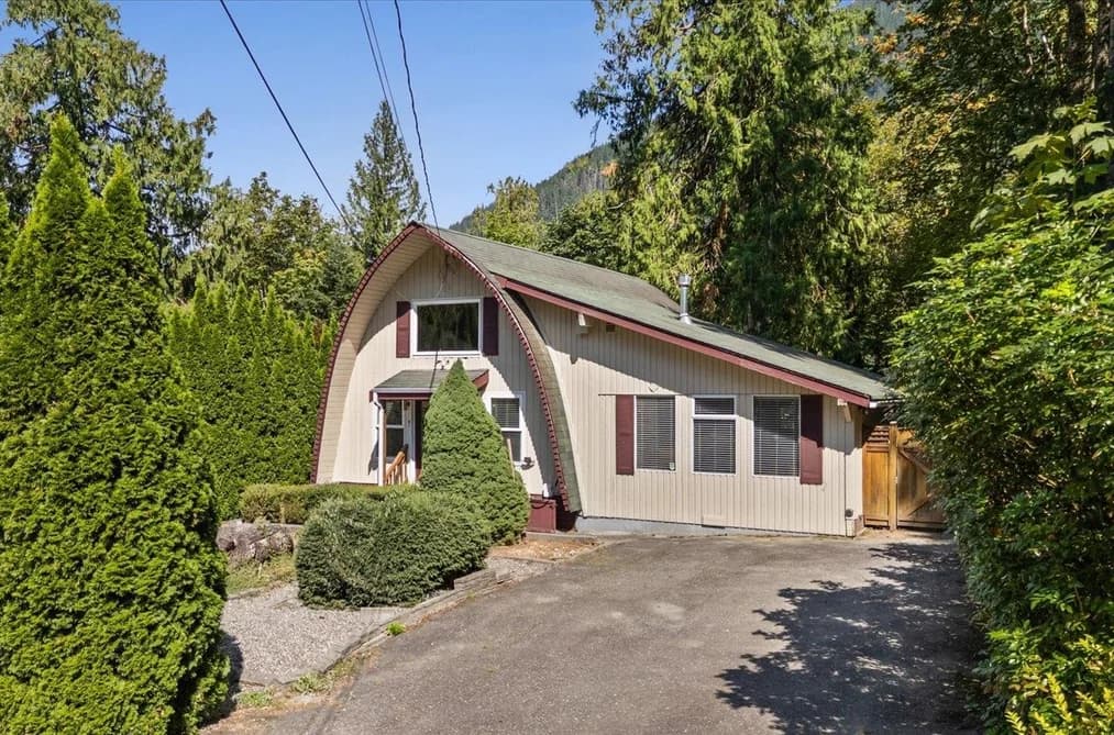 66603 SUMMER ROAD, Hope, BC — Residential for Sale - Photo 2