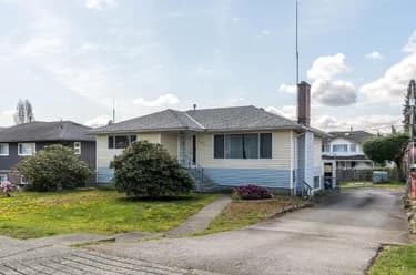 House for sale at 6664 Charles Street Burnaby British Columbia - MLS: R3137072