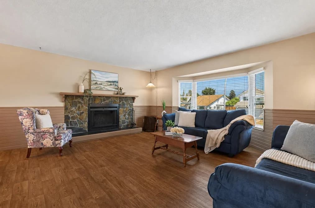 6667 WILTSHIRE STREET, Chilliwack, BC — Residential for Sale - Photo 2