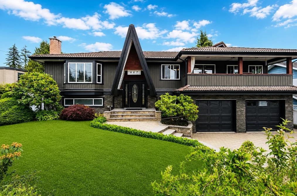 667 COLINET STREET, Coquitlam, BC — Residential for Sale - Main Photo