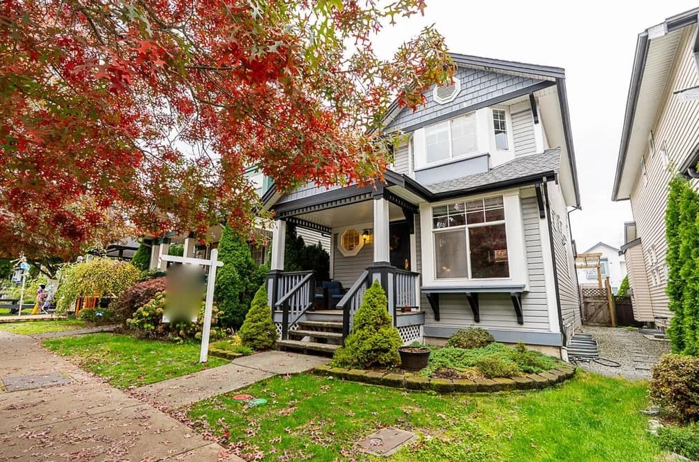6689 185th Street, Surrey, BC - House for Sale - Photo 2 of 40 6689 185th Street, Surrey, BC - House for Sale - Photo 2 of 40