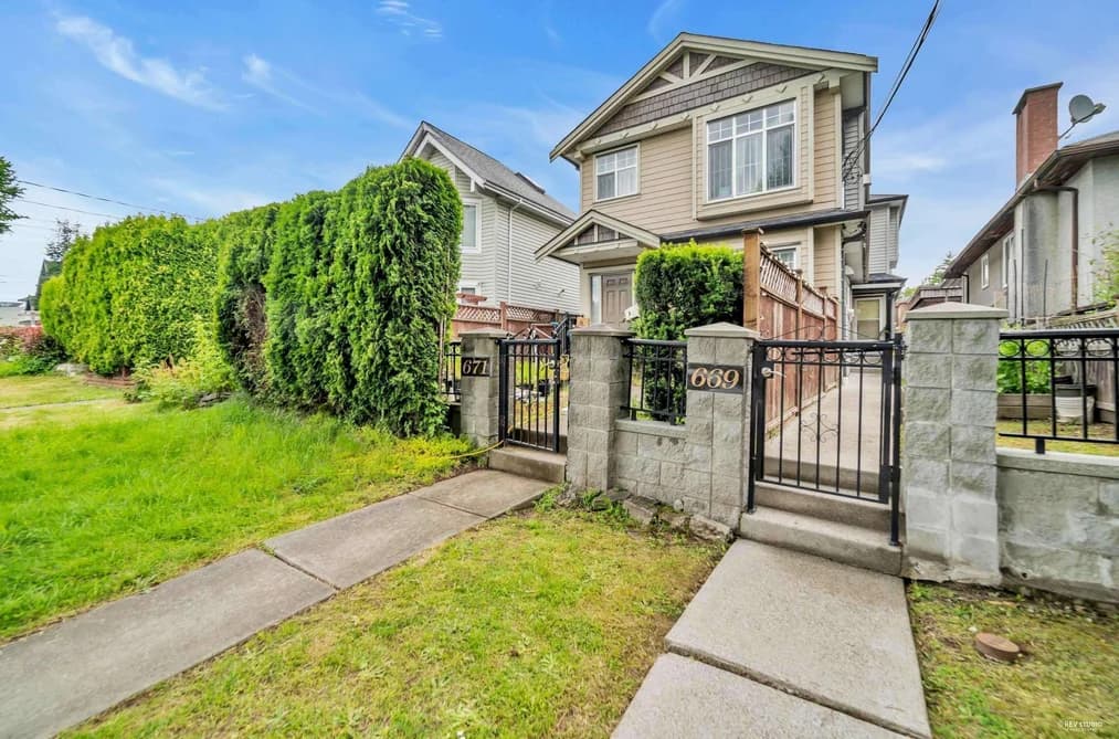 669 W 71ST AVENUE, Vancouver, BC — Residential for Sale - Main Photo