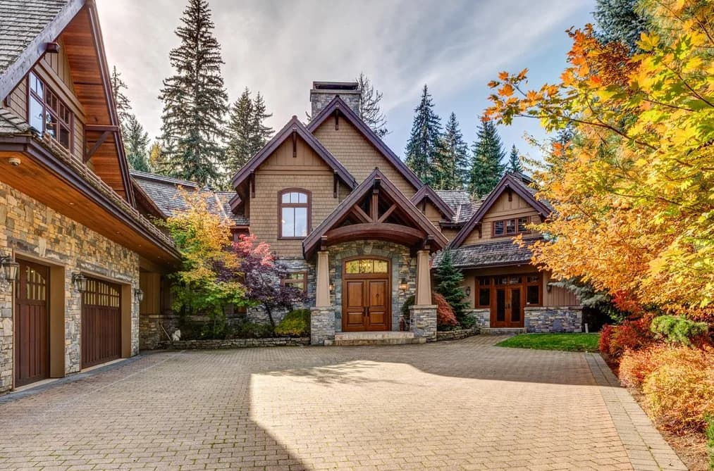 6693 TAPLEY PLACE, Whistler, BC — Residential for Sale - Main Photo