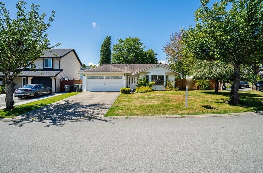 6697 141A STREET, Surrey, BC — Residential for Sale - Photo 2